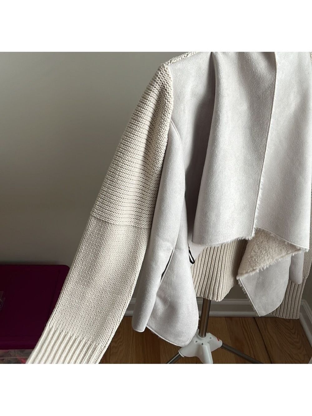 La Cite Acrylic and Wool Knitted Jacket - Picture 6 of 12